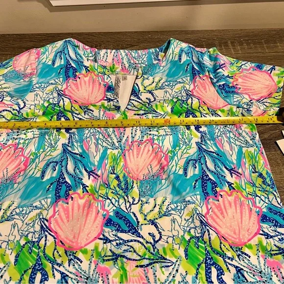 Lulu B UPF 50+ Cooling Top in Vibrant Tropical Print Size Small NWT new s resort - Picture 4 of 11
